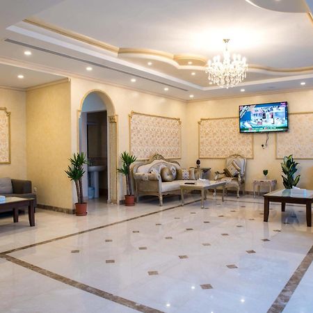 سارة للشقق الفندقية Sara Furnished Apartments Эль-Хубар Экстерьер фото
